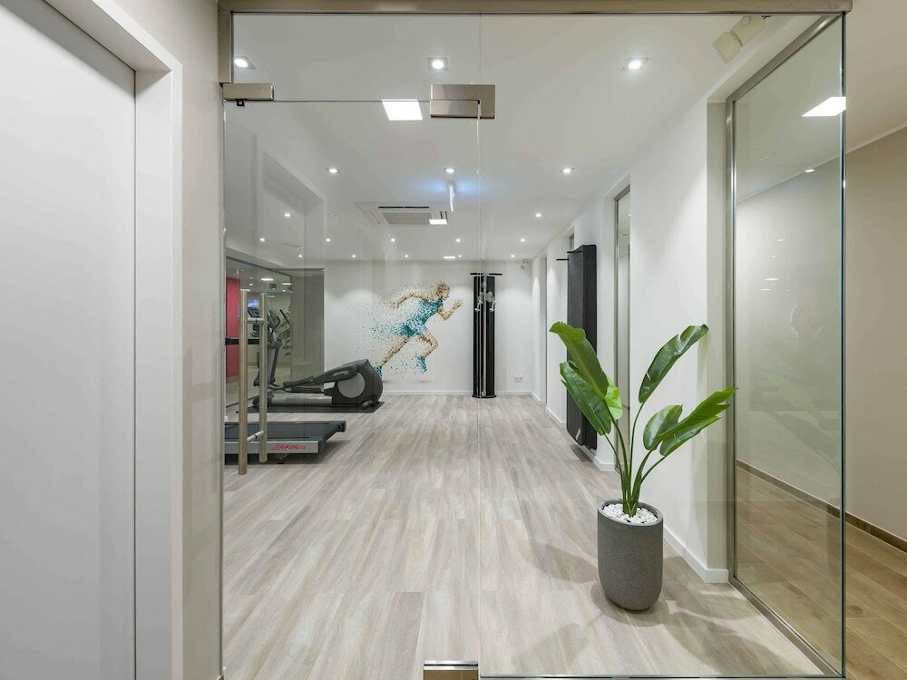 Фото Mercure Hotel Koeln Belfortstrasse