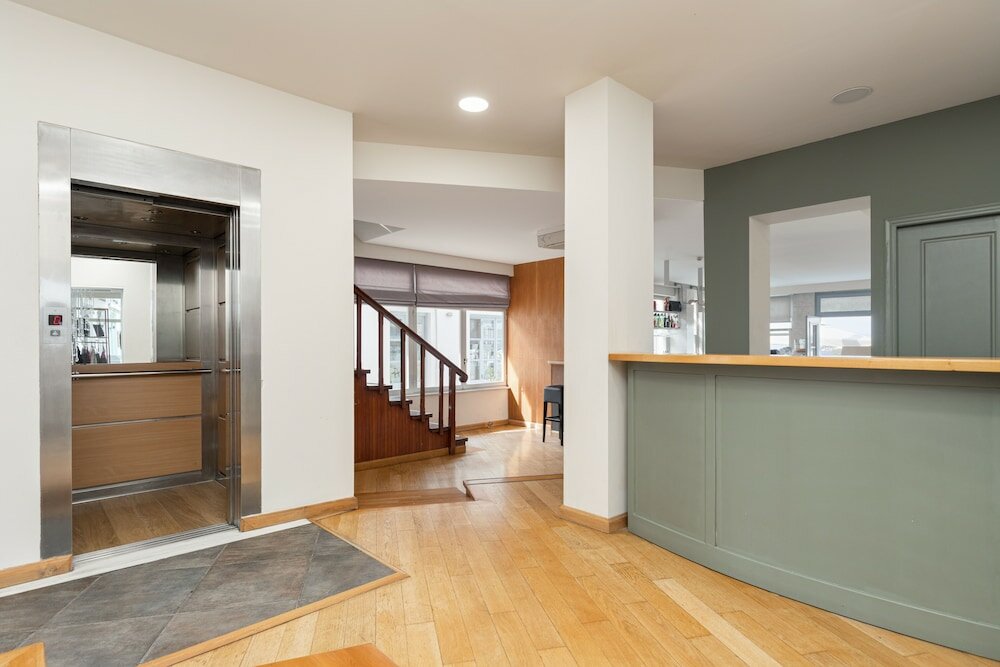 Фото Hotel Roumani