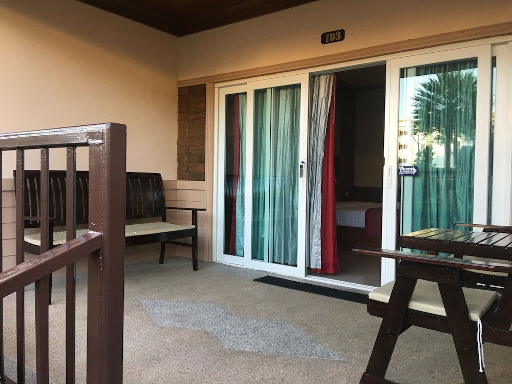 Фото Maleedee Bay Resort