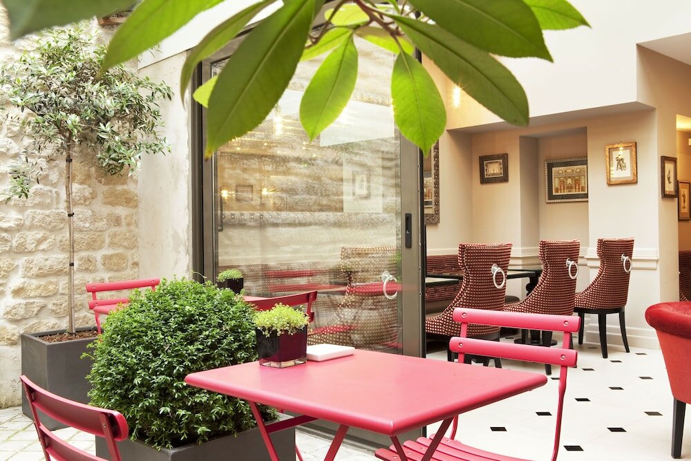 Фото Hotel des Comedies