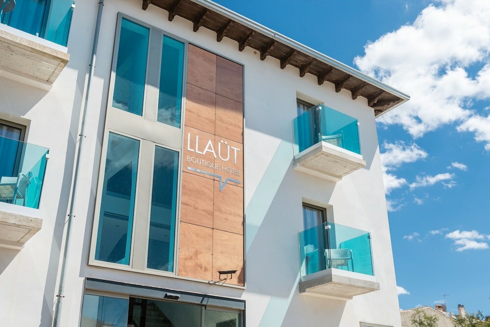 Фото Llaut Boutique Hotel
