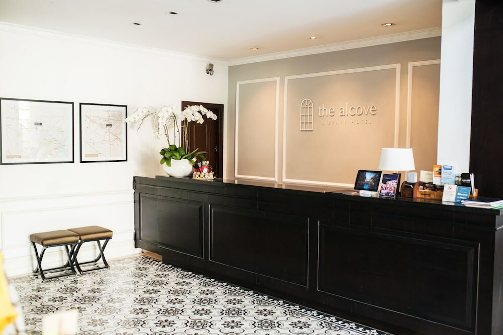 Фото The Alcove Library Hotel