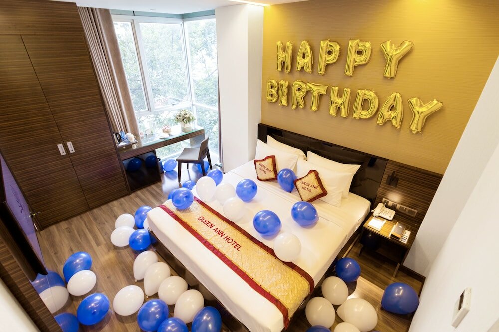 Фото Queen Ann Hotel