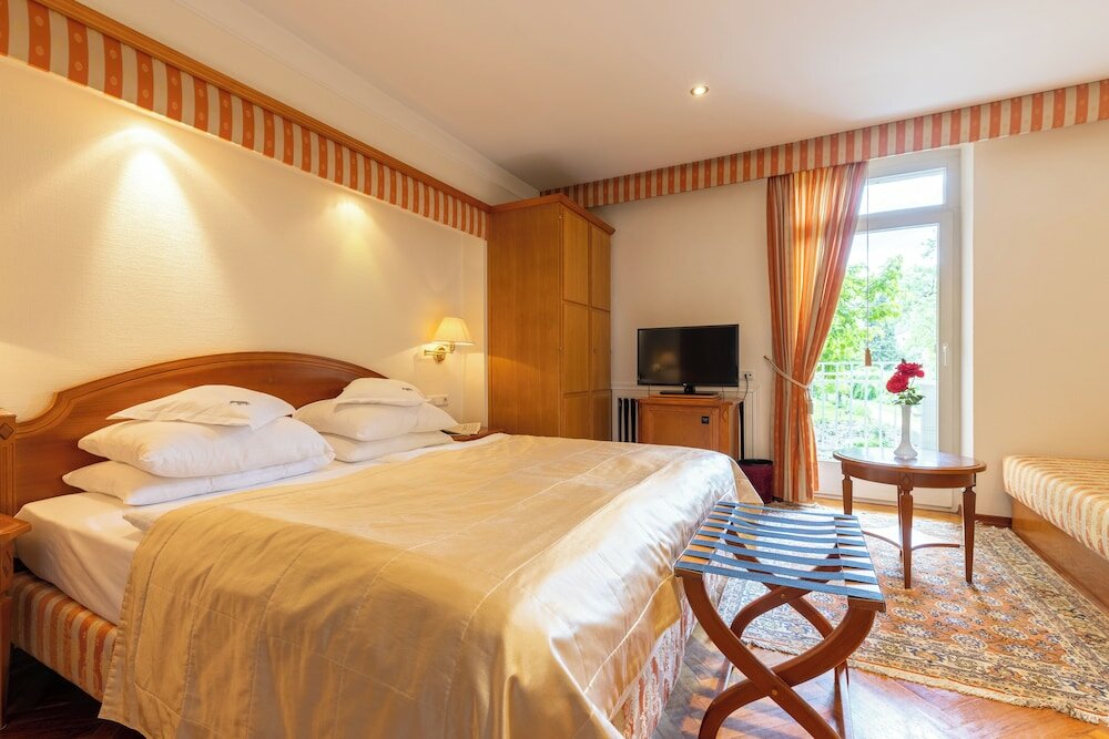 Фото Hotel Elephant