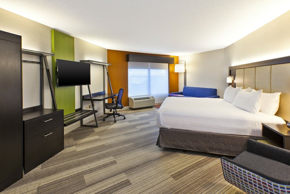 Фото Holiday Inn Express Hotel & Suites Chicago-Midway Airport, an Ihg Hotel