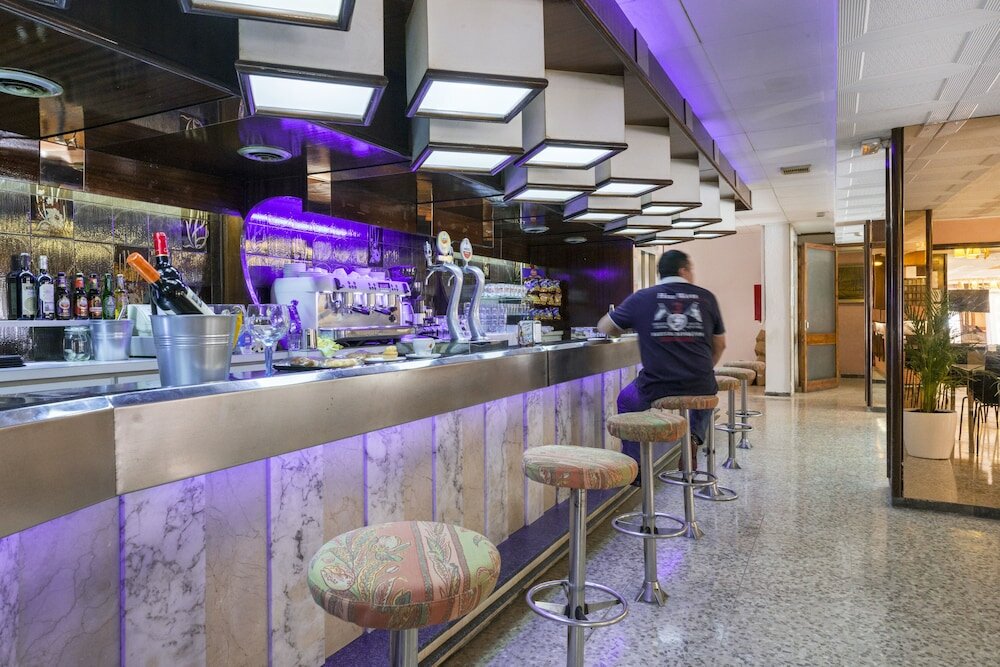 Фото Marisol Hotel