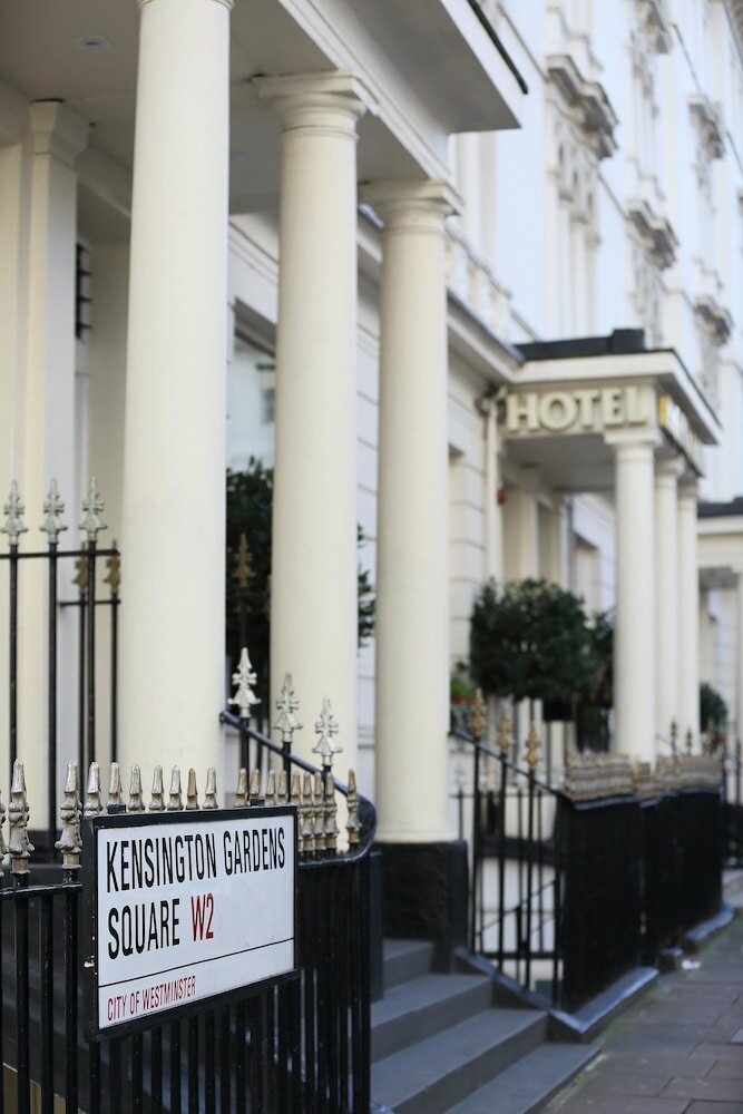 Фото Phoenix Hotel