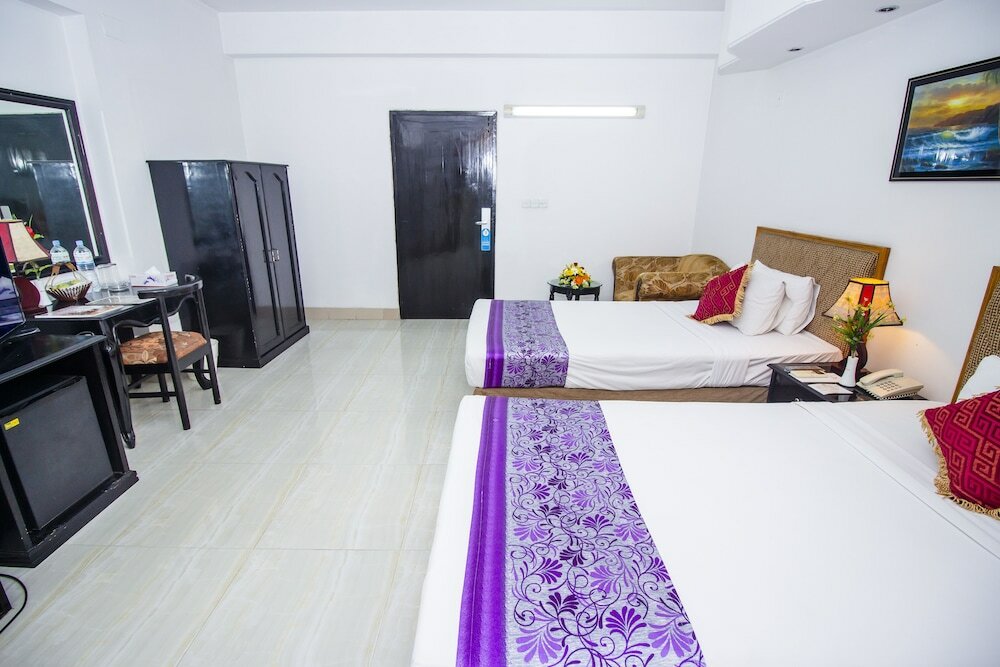 Фото Hotel Lake Breeze