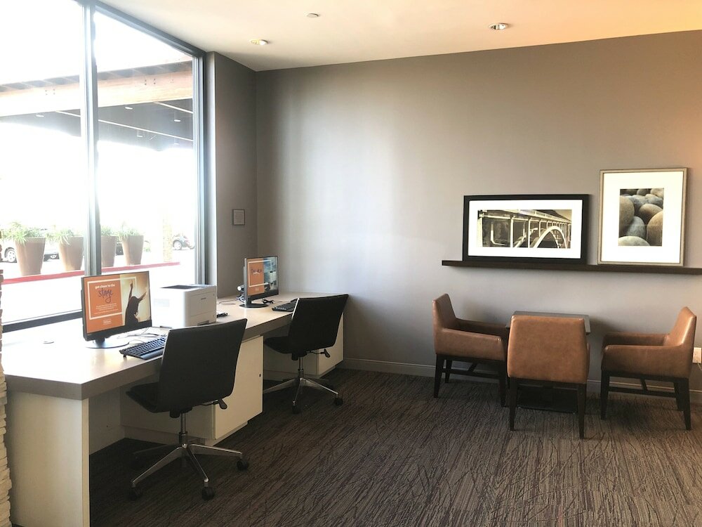 Фото SunCoast Park Hotel Anaheim, Tapestry Collection by Hilton