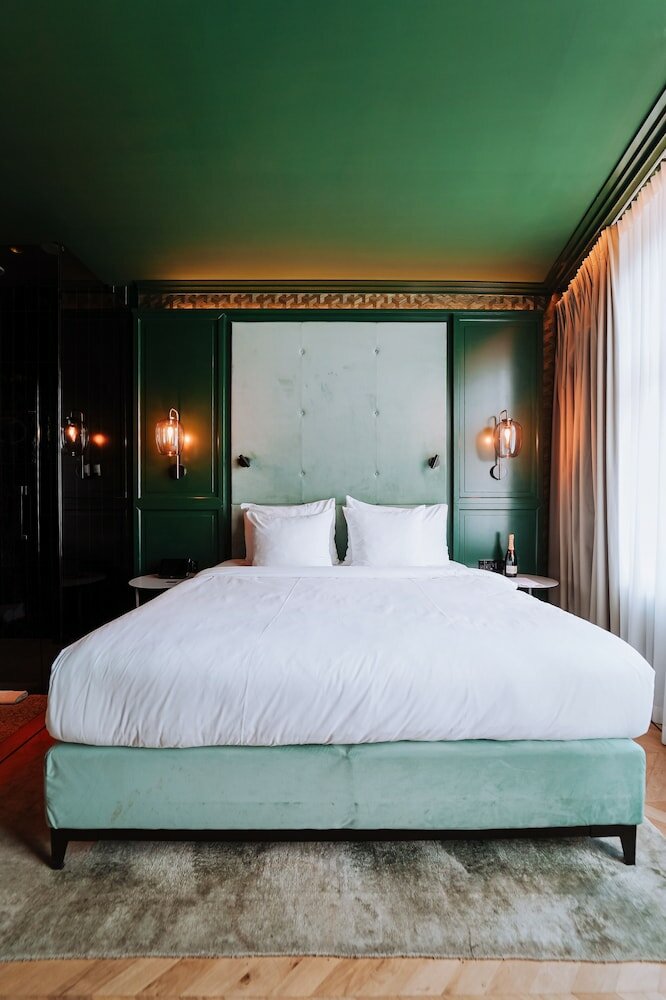 Фото The Highlander