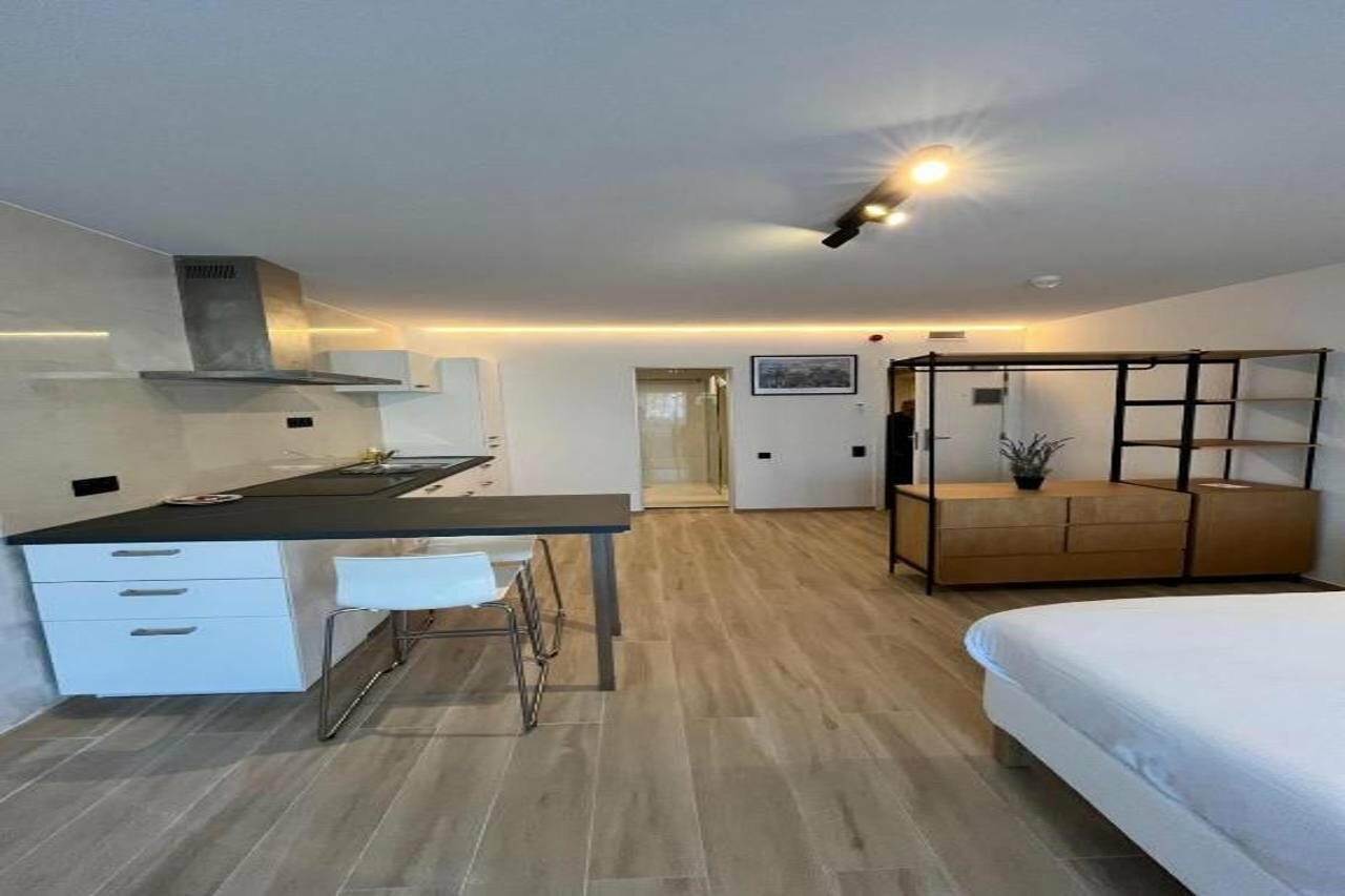 Фото B-aparthotel Montgomery