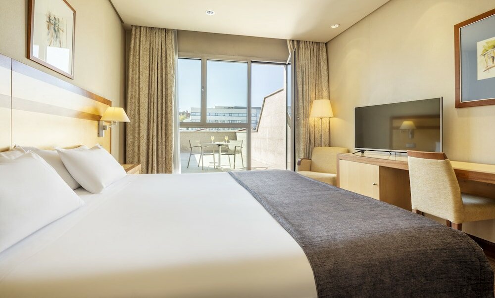 Фото Hotel Ilunion Alcalá Norte