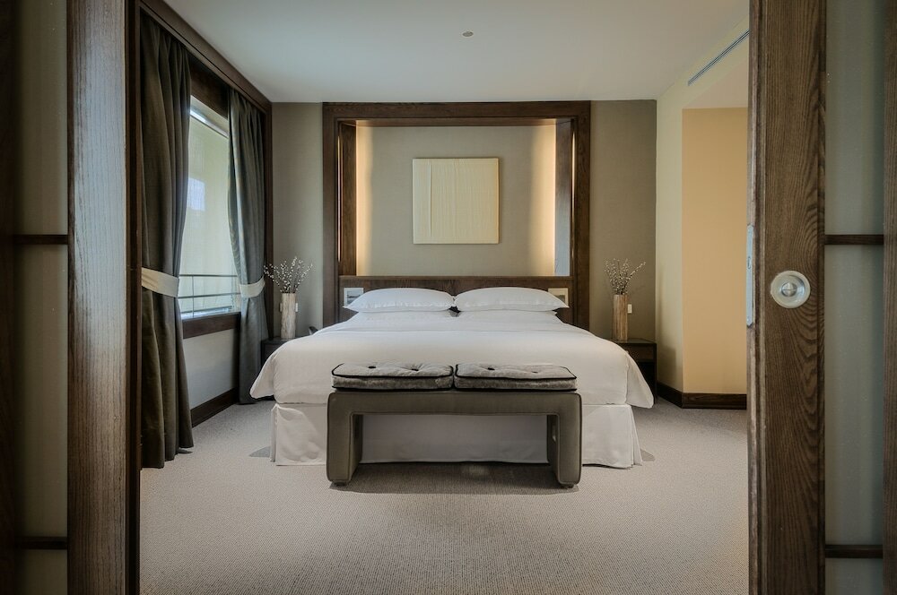 Фото Eurostars Suites Mirasierra