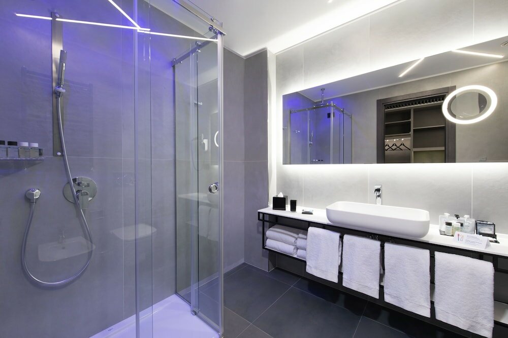 Фото IQ Hotel Milano