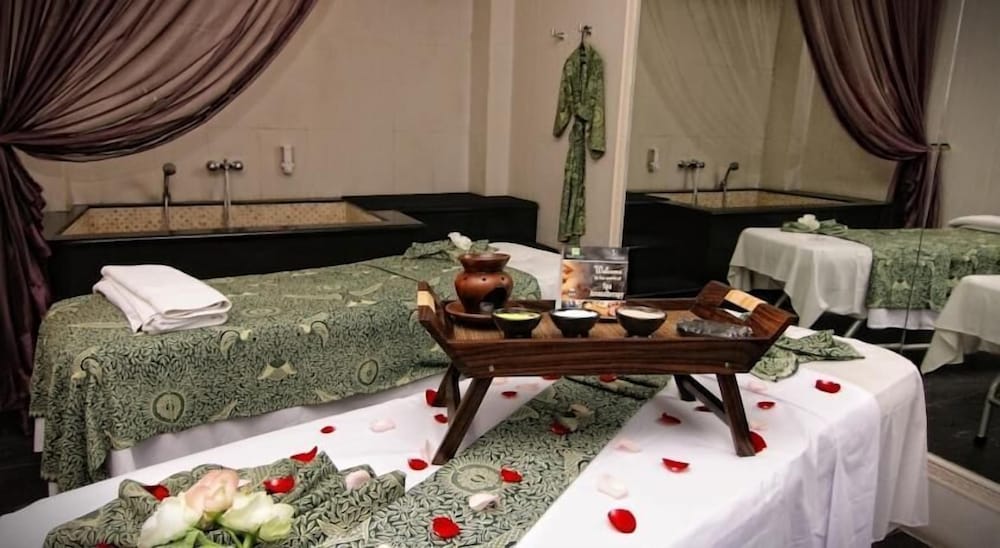 Фото G. H. Universal Hotel