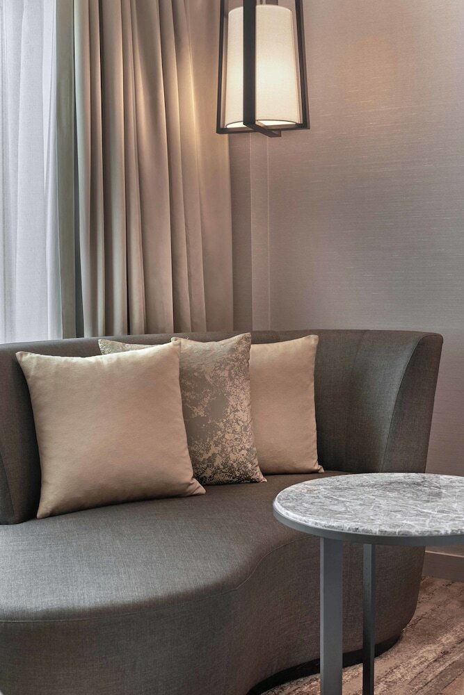 Фото Parkroyal on Beach Road