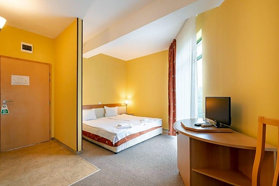 Фото Hotel Juli
