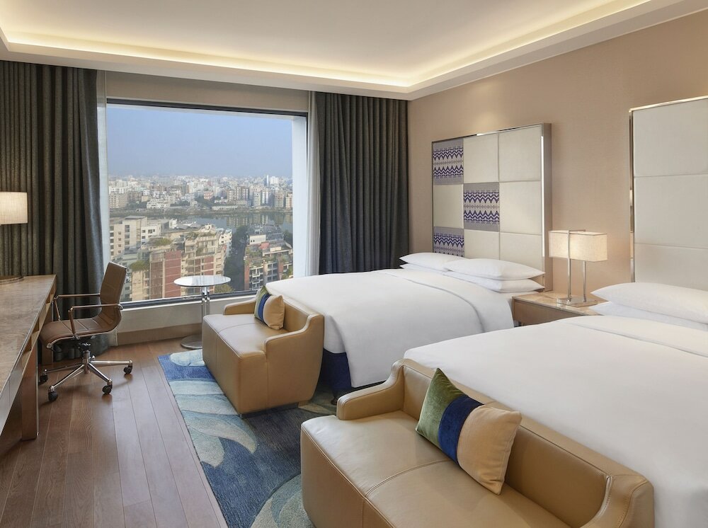 Фото Renaissance Dhaka Gulshan Hotel