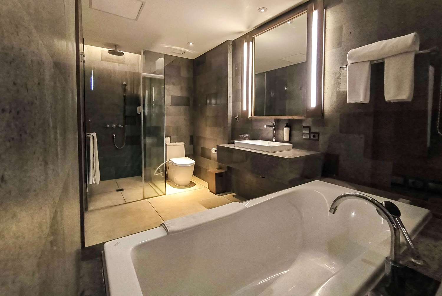 Фото Wyndham Tamansari Jivva Resort Bali