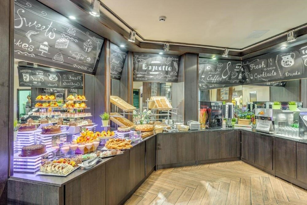 Фото Grand Hotel Sveti Vlas