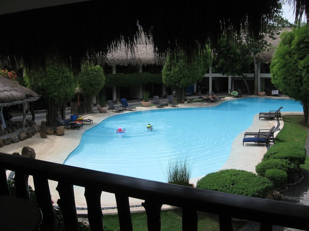 Фото Bluewater Maribago Beach Resort