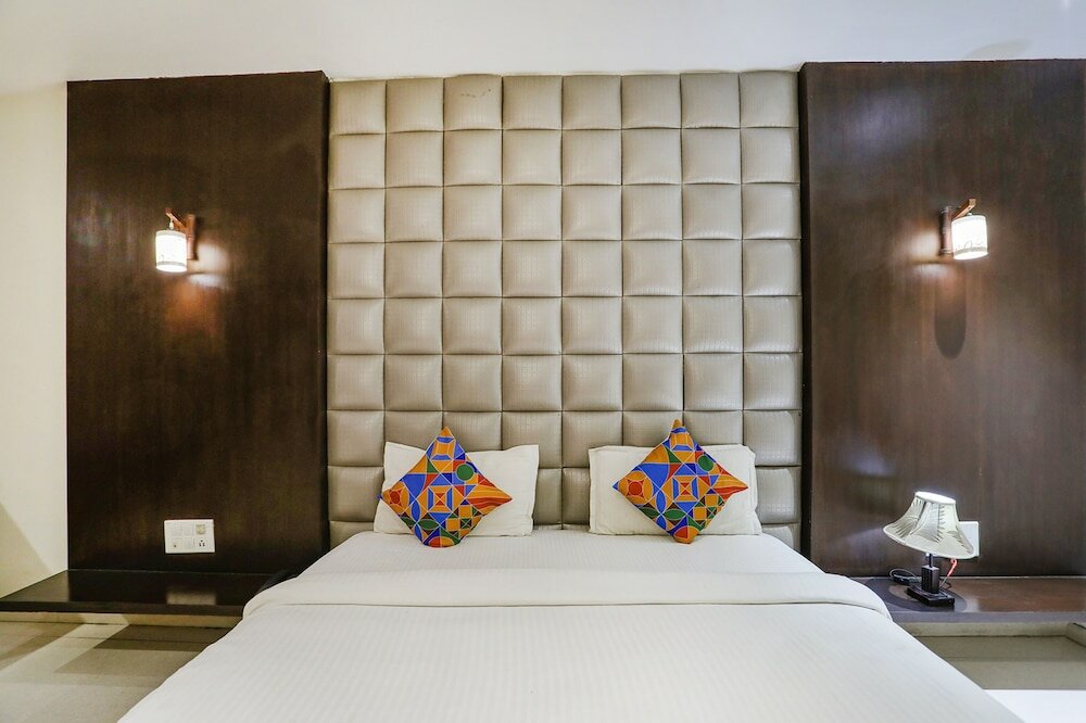 Фото Hotel Mahendra