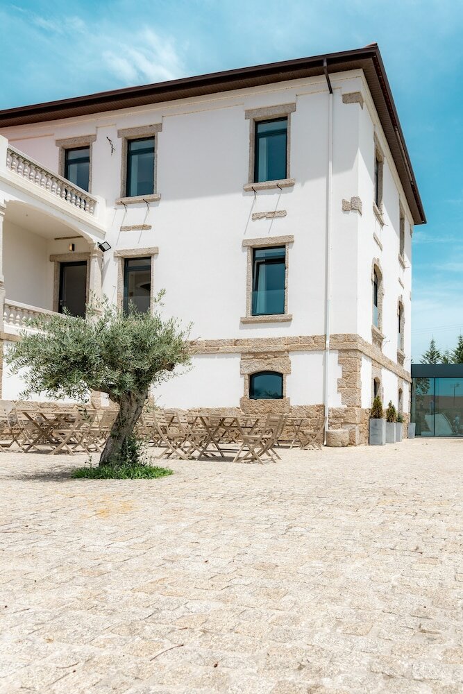 Фото Borralha Hotel