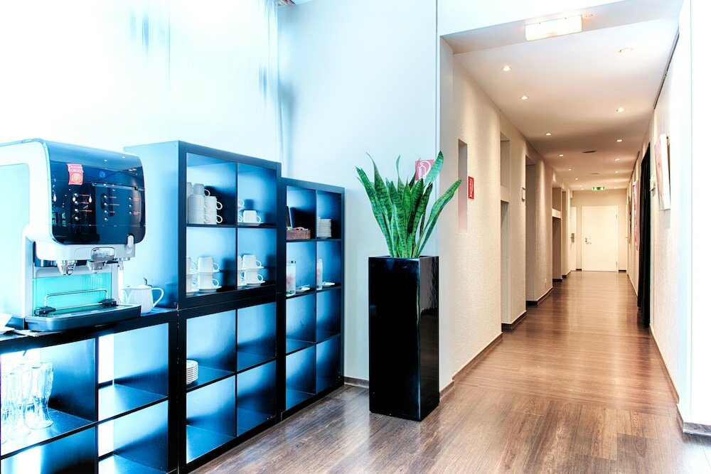 Фото 128815760722