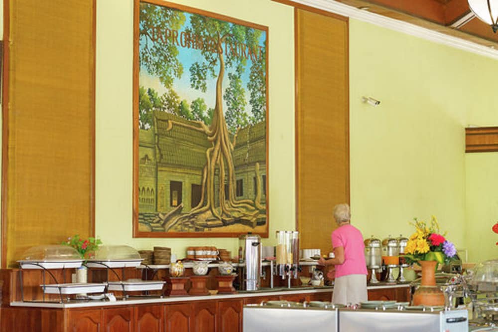 Фото Ta Prohm Hotel