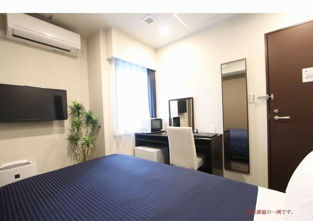 Фото Hotel LiVEMAX Umeda Douyama