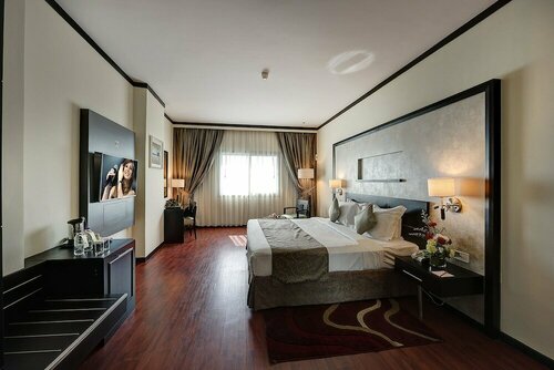 Внешний вид отеля Grandeur Hotel Al Barsha в Аль-Барше, фото 3