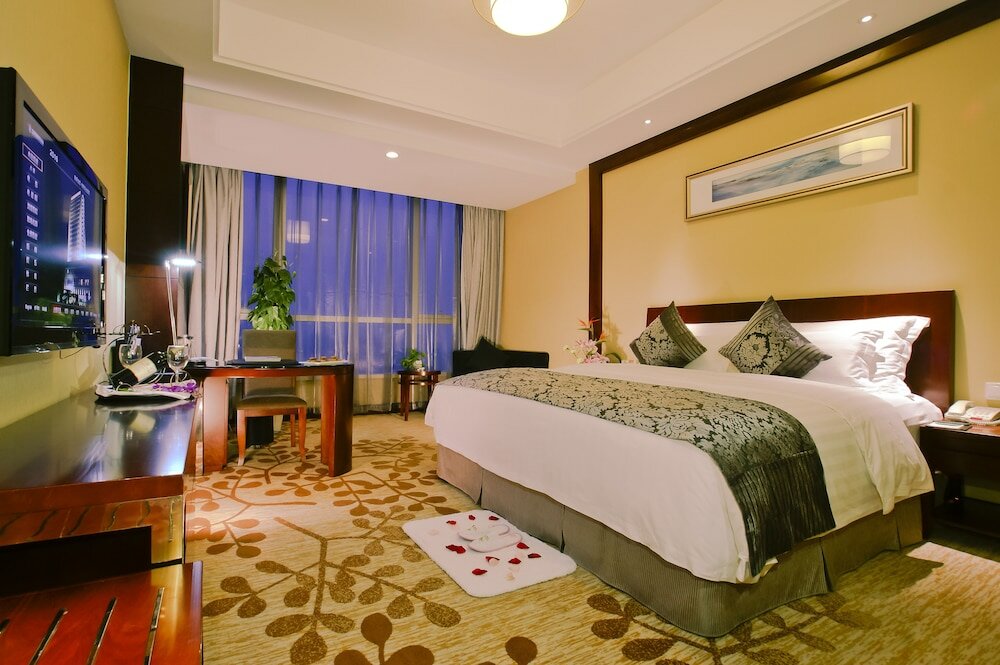 Фото Nade Freedom Hotel