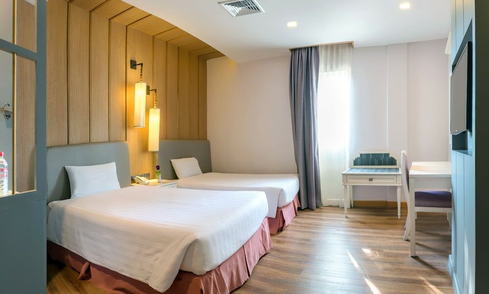 Фото Royal Rattanakosin Hotel