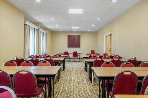 Гостиница Comfort Inn Trolley Square в Ратленде