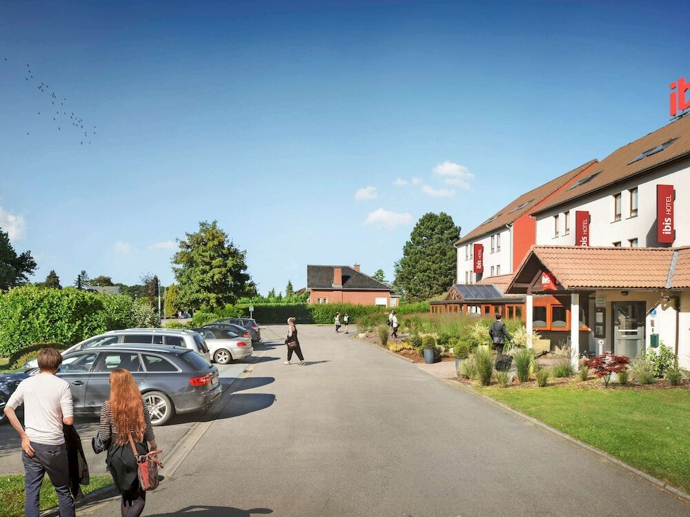 Фото Ibis Charleroi Airport Brussels South