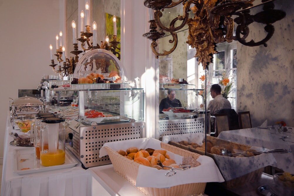 Фото Apartmenthotel Kaiser Karl Bonn