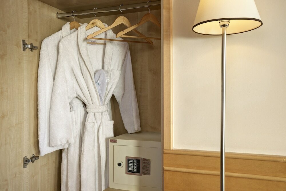 Фото Occidental Aran Park