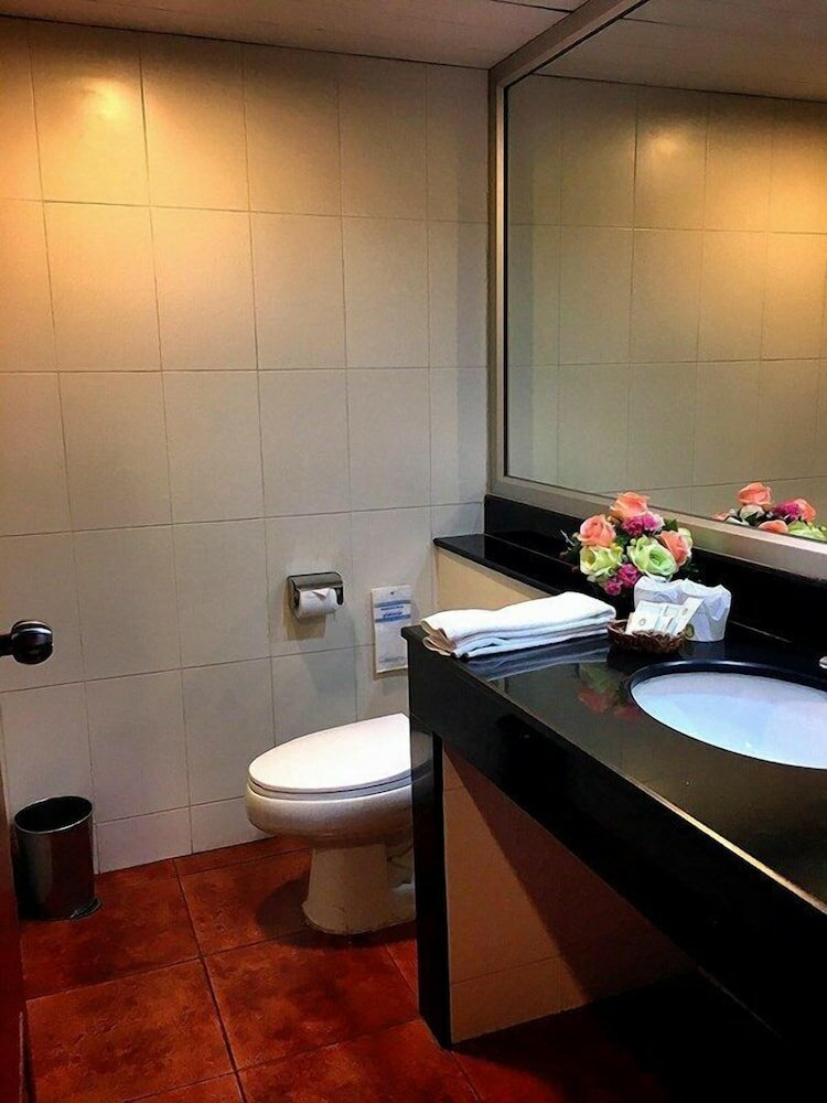 Фото Hadyai Golden Crown Hotel