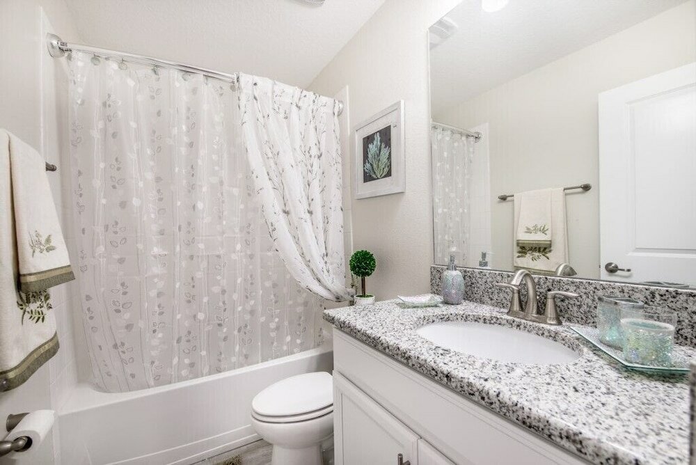 Фото 6 Bed 5 Ba Villa with Pool, SPA & Lake View