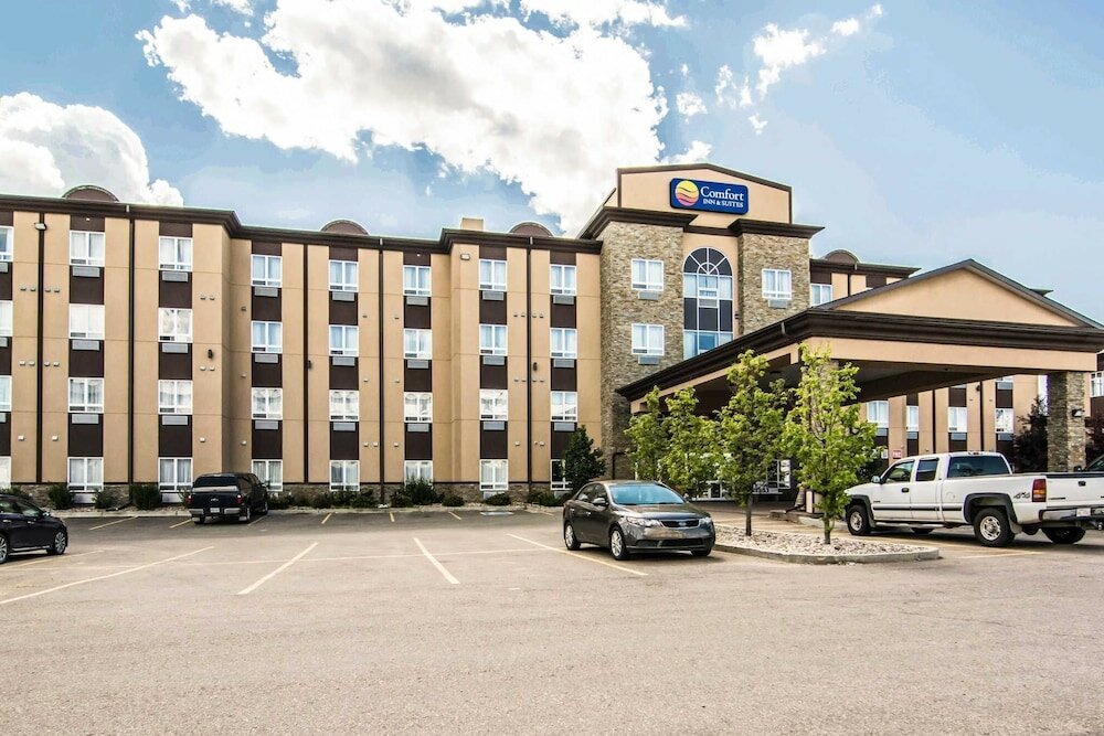 Фото Comfort Inn & Suites