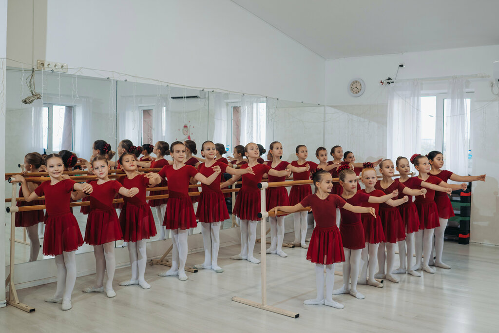 Dance school Grand Pas, Sevastopol, photo