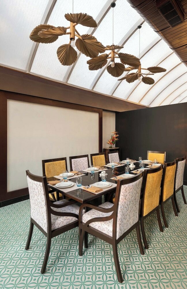 Фото Vivanta Ernakulam, Marine Drive