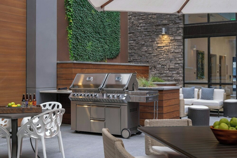 Фото SpringHill Suites by Marriott Colorado Springs Downtown