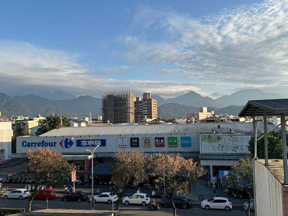 Фото Travel Light Hotel