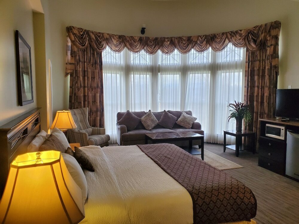 Фото Days Inn by Wyndham Surrey