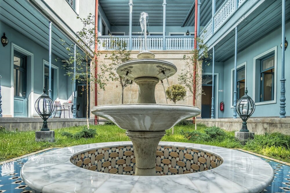 Фото Golden Tulip Borjomi Hotel