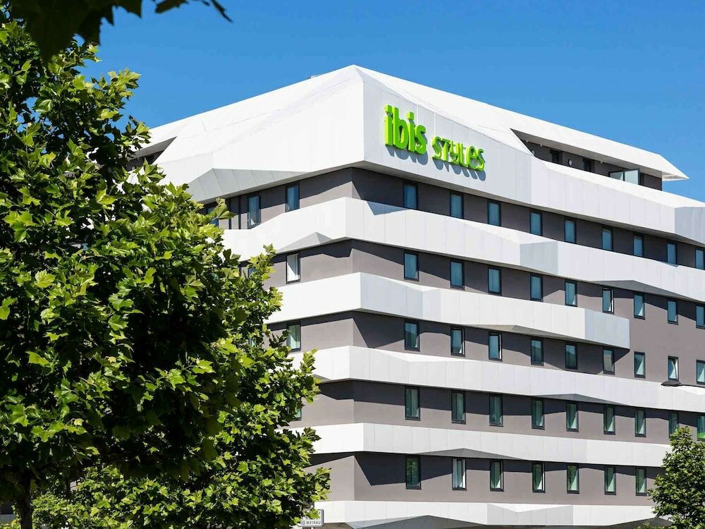 Фото Ibis Styles Strasbourg Avenue du Rhin