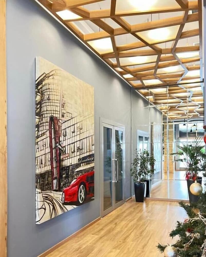 Фото отеля 2