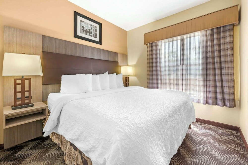 Фото Quality Suites