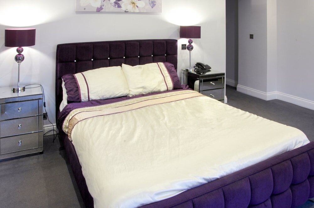 Фото New Westcliff Hotel